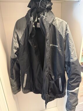 Columbia Men's Interchange Black and Gray Winter Jacket